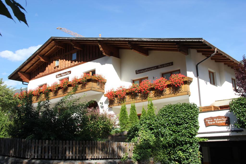 מאלס ונוסטה Aparthotel Garni Haus Hubertus מראה חיצוני תמונה