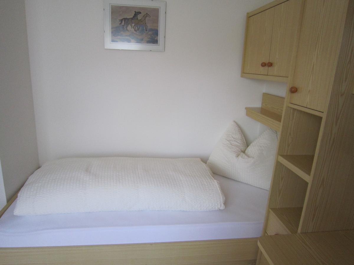 מאלס ונוסטה Aparthotel Garni Haus Hubertus מראה חיצוני תמונה